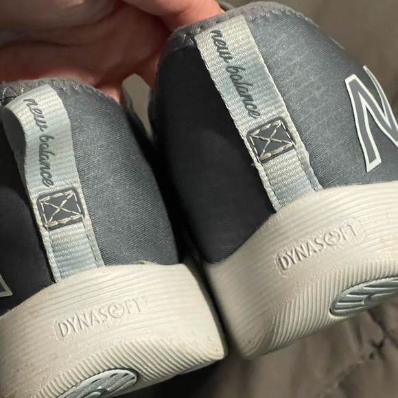 New balance slip on size 9.5 - Picture 3 of 5